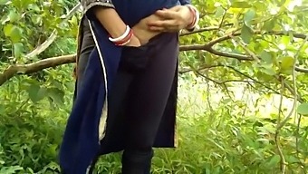 Experience The Thrill Of Public Sex With A Milf In This Outdoor Adventure