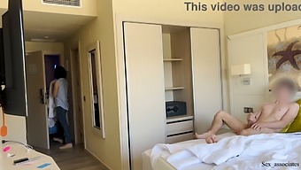 I Flash My Penis In Public And Get Jerked Off By A Stranger