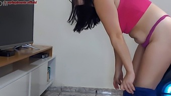 Stunning Stepdaughter'S Sensual Dance Leads To Intense Desire For Pussy Sex